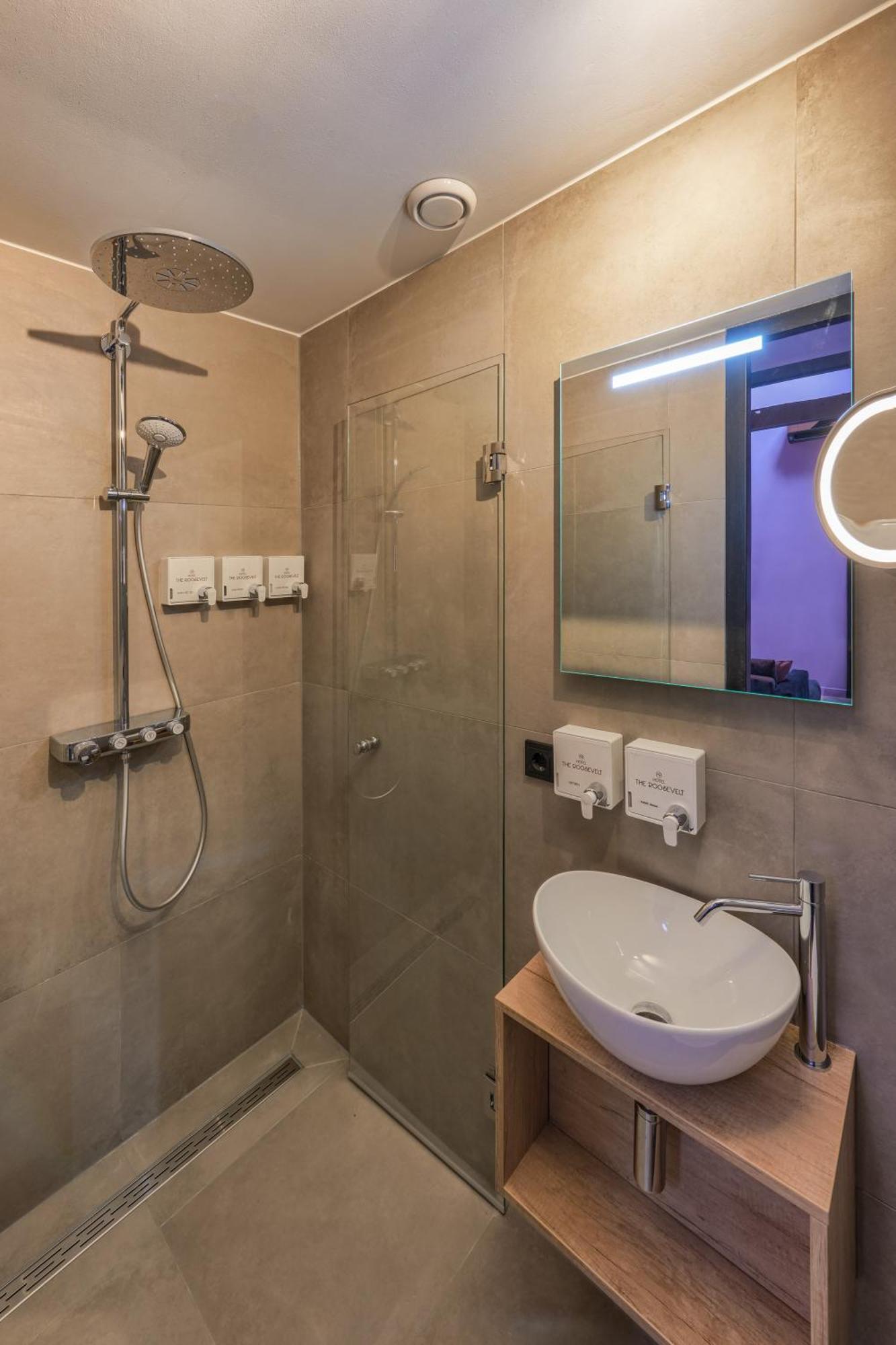 The Roosevelt Apartments Middelburg Ruang foto